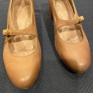 Dansko Tan-Colored Leather Shoes